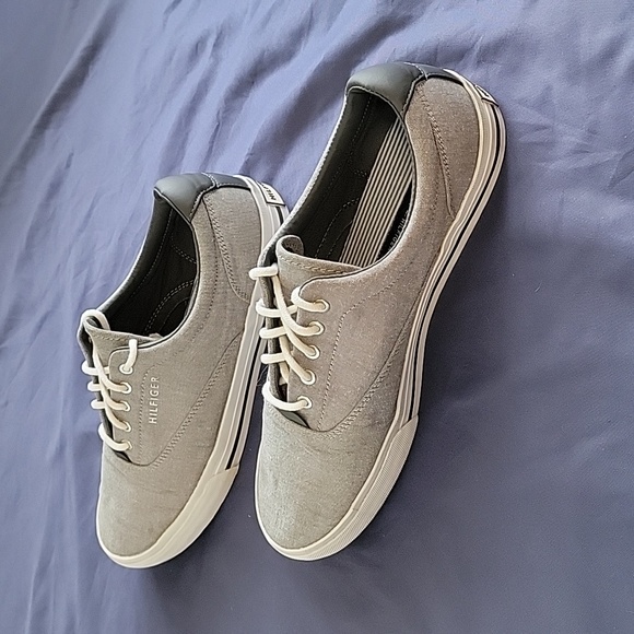 Tommy Hilfiger Grey Canvas Sneakers - Picture 3 of 7